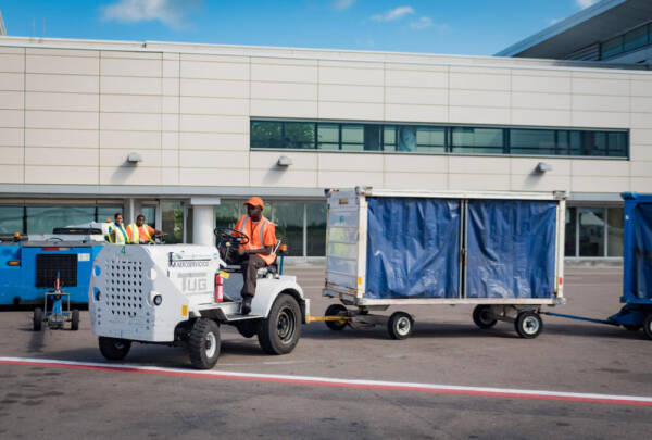 CARGO SERVICES (1)